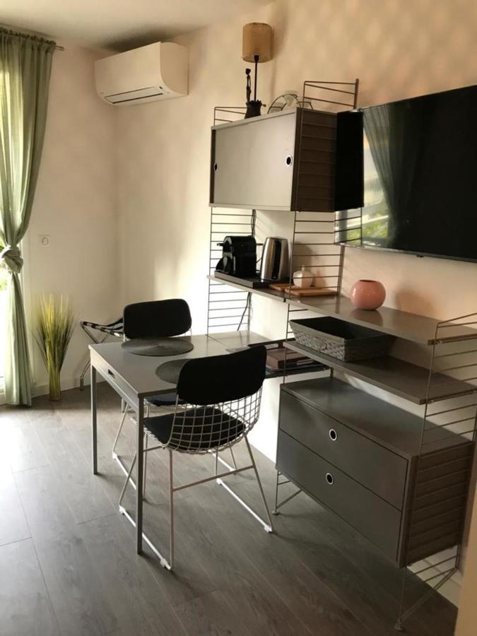 Design Terrace And Live In Marlyne Apartment