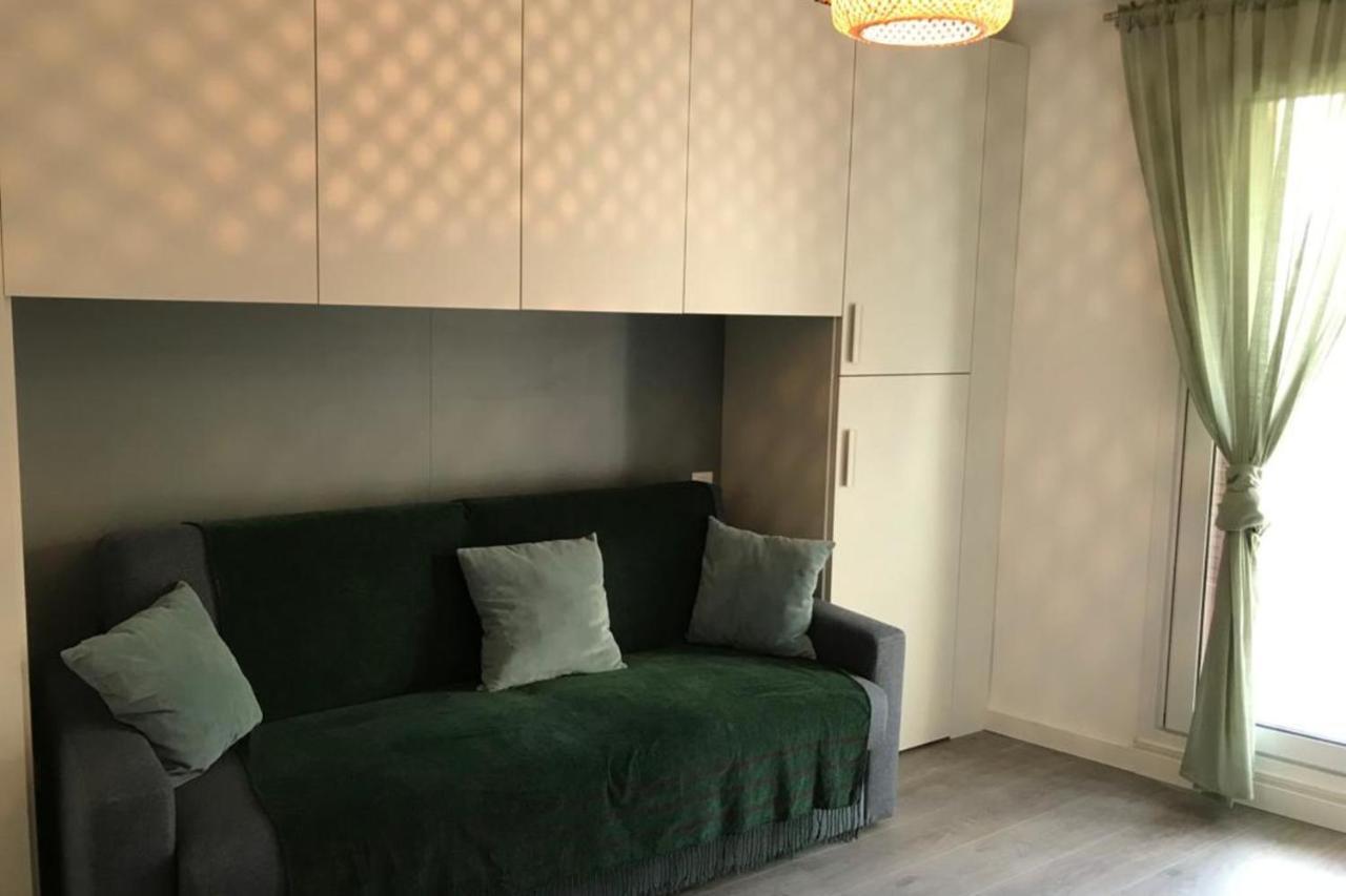 Design Terrace And Live In Marlyne Apartment